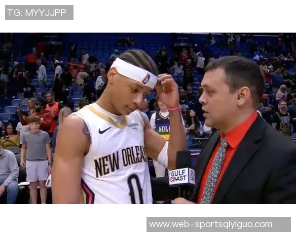 鹈鹕主帅赞费尔斯在比赛中始终保持进攻性表现无论局势如何