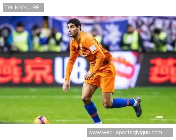 全市场消息称加拉塔萨雷冬窗欲引进卢克曼并准备丰厚合同